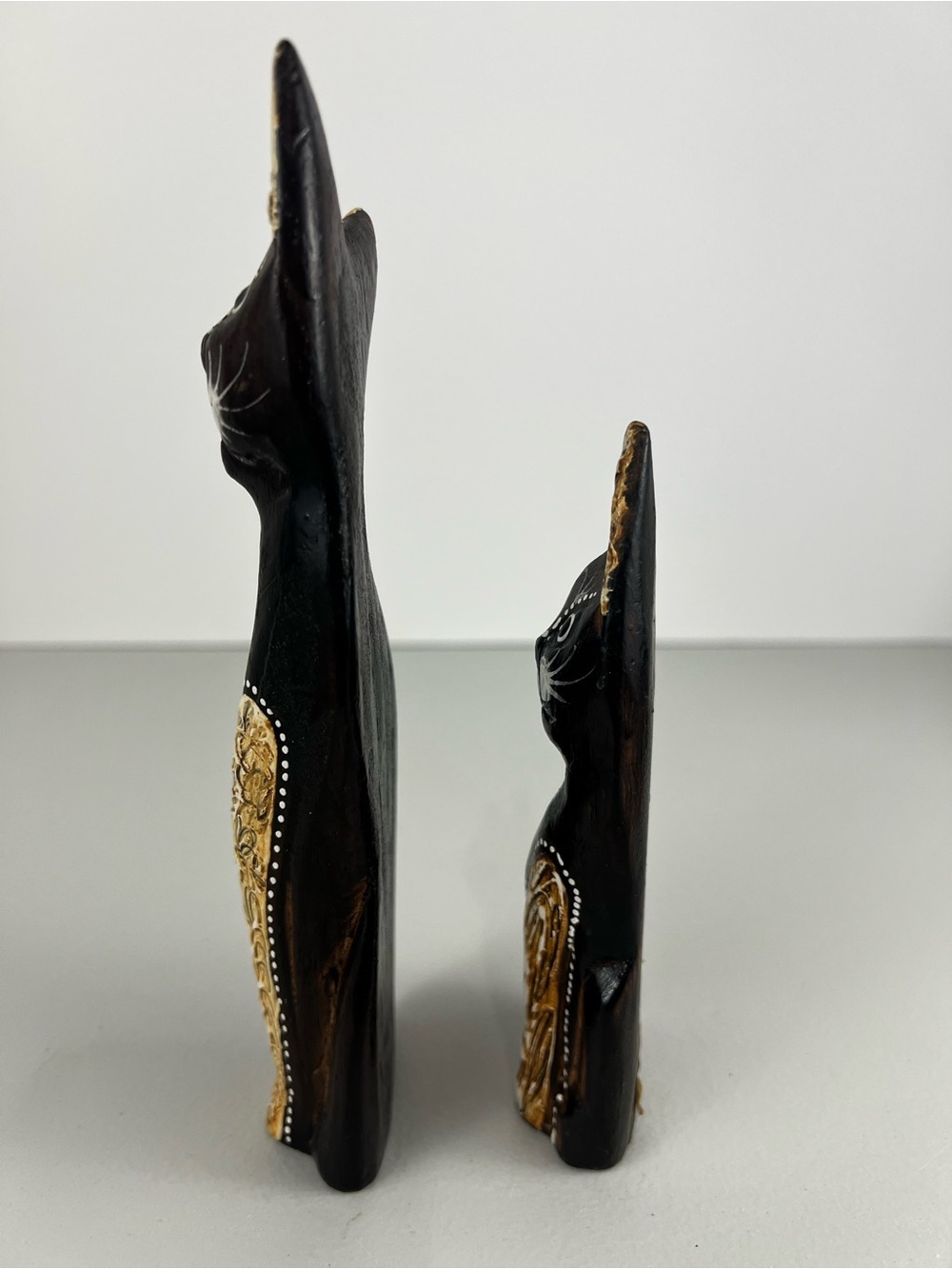 Vintage Balinese Hand-Carved Wood Cat Statues - Set of 2 - Picture 4 of 7